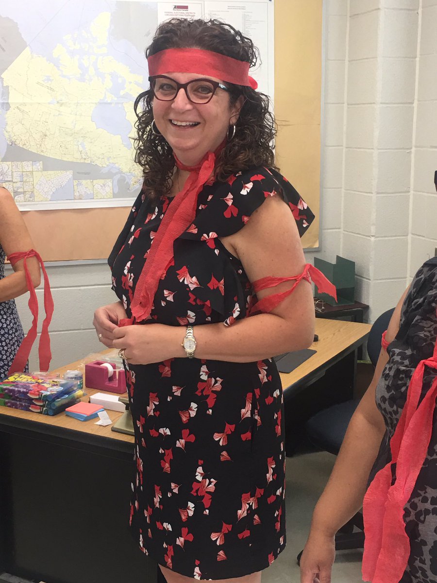 RocchinaAntunes's tweet photo. An “amazing” energizer that got our hearts pumping and our competitive spirit going! #PQP1amazingrace @YorkUedPL #notyourregularAQ @LdandreaLinda https://t.co/VSSOATwAvC