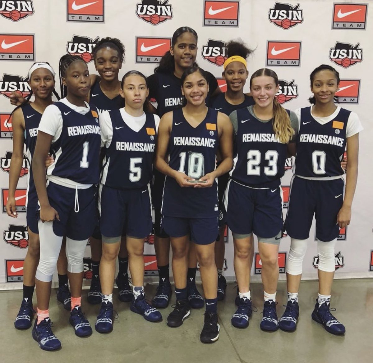 CONGRATULATIONS TO THE RENS WHO WON THE USJN CHAMPIONSHIP BY DEFEATING THE IL ELITE 14u! #WERNYSGIRLSBASKETBALL #NYSUPPORTNY