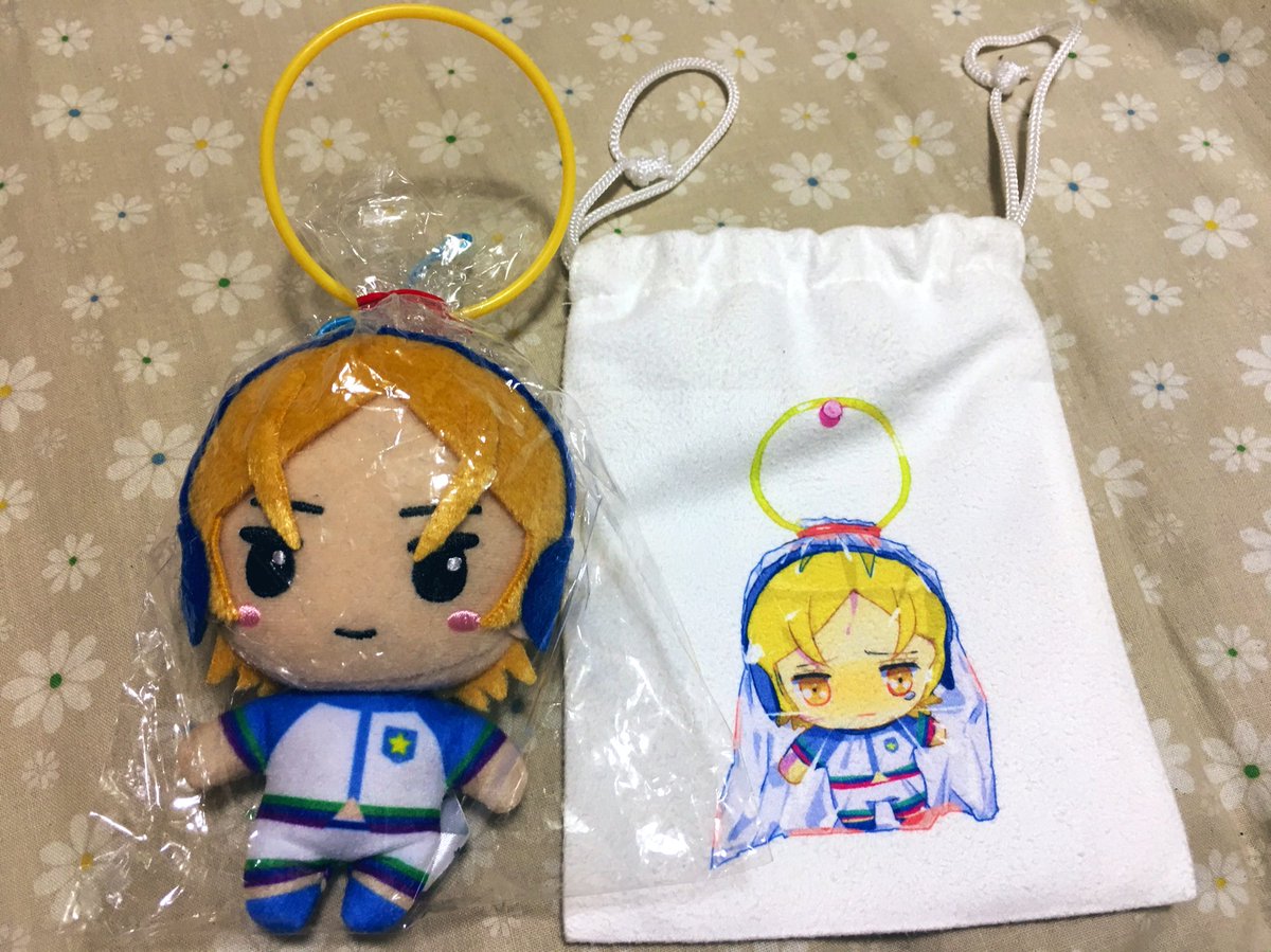 これは「ずっと前にゲーセンでとれたのに袋から出してもらえてない速水ヒロのぬいぐるみ」と「ずっと前にゲーセンでとれたのに袋から出してもらえてない速水ヒロのぬいぐるみをさらに入れるための巾着袋」