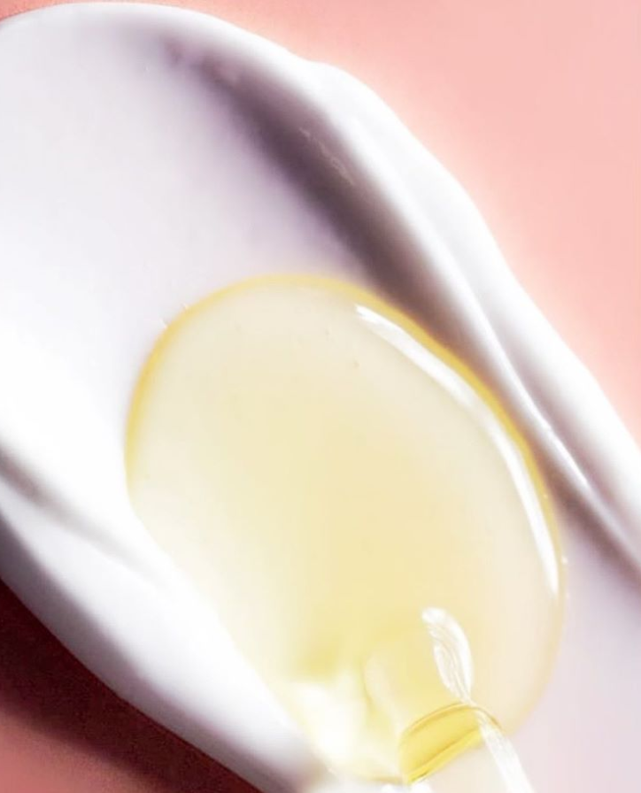 MimounaOfficial's tweet photo. ...Delicately crafted by #Nature with a unique journey through the heart of the Moroccan mountains, from NUTS to YOU!🙃💦

#plantbasedalternatives #skincarewithpurpose #organicbeauty #cleanbeauty #healthybeauty #veganskincare #skincareroutine #skincarecommunity  #indiebeauty https://t.co/c0QReexBkb