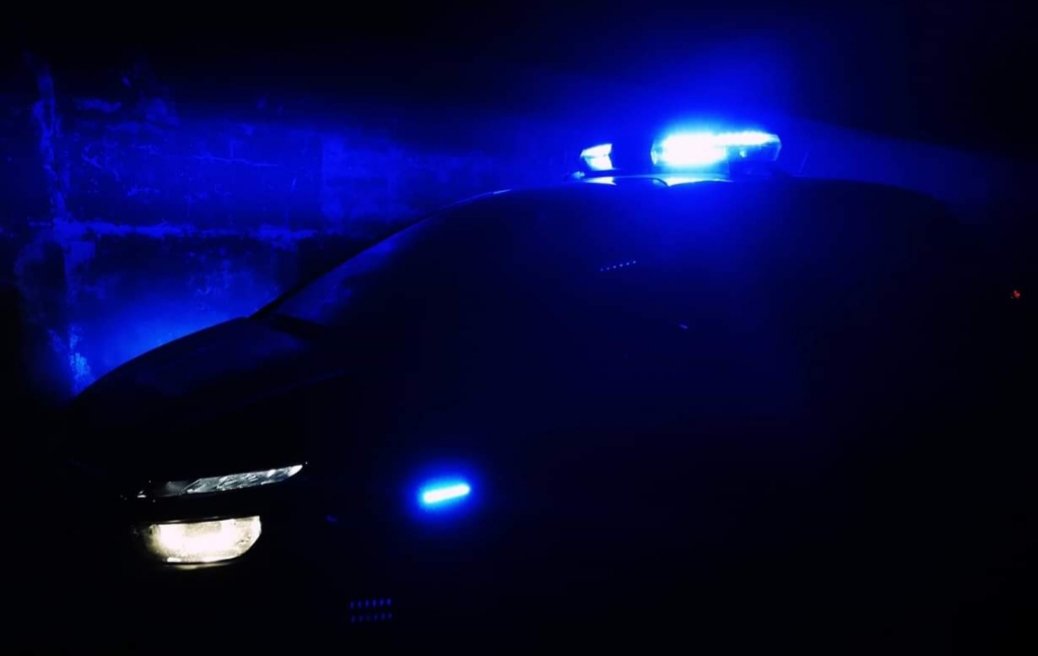 Navalpolicia's tweet photo. 🚔👮‍♂️👮‍♂️🚨 En los #ControlesAleatorios de este fin de semana hemos seguido denunciando a conductores por #NO tener la documentación de su vehículo en regla.
La #ITV caducada y el circular sin #Seguro  es la infracción más frecuente.
#PorTuSeguridad
#NavalcarneroLegál https://t.co/nLLE02LR59