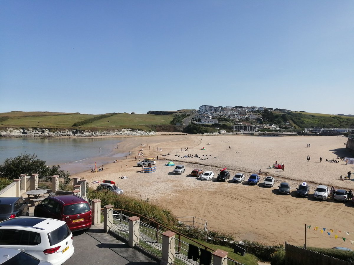 crazyGGlady's tweet photo. Our beaches are meant for days like this. If only it happened more often!
#nofilter #britishsummer #Cornwall https://t.co/HxnTuunDK2