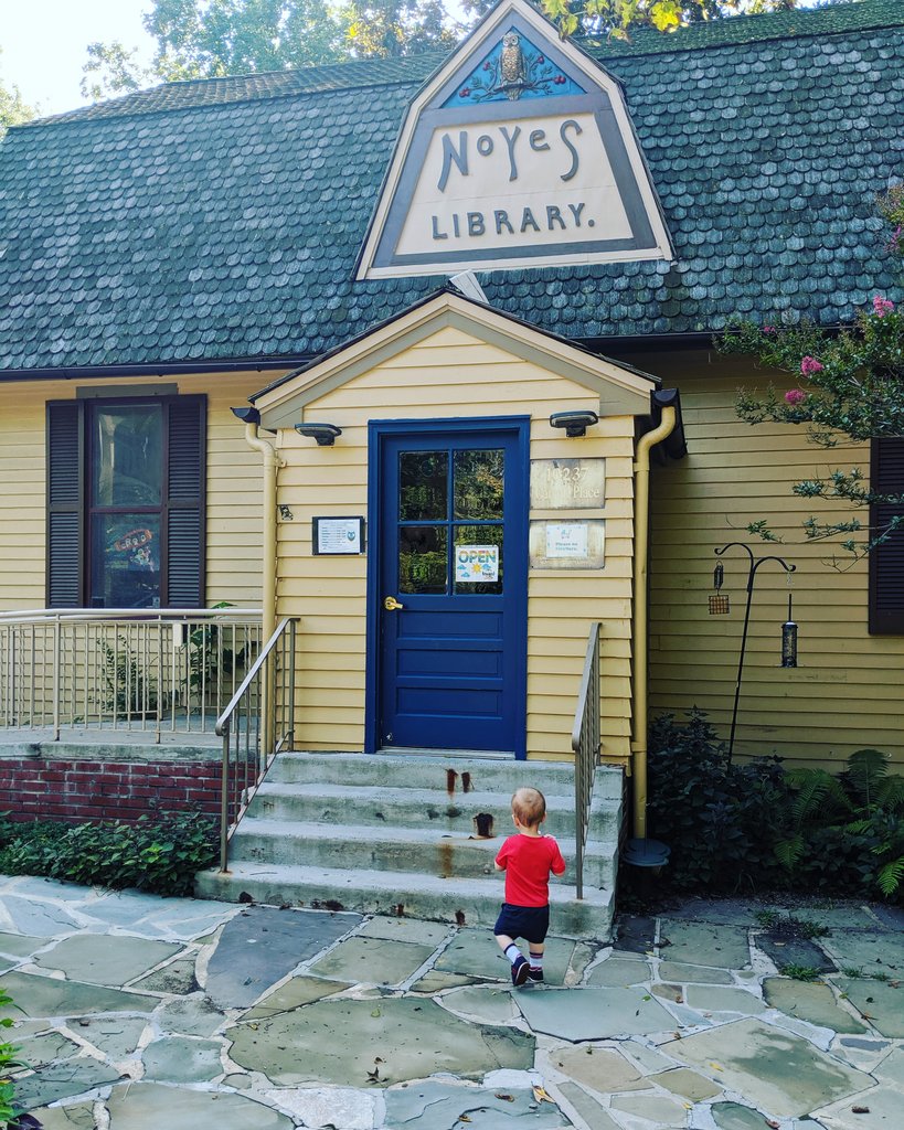 MakeMoreNoyes's tweet photo. Beautiful day for #BabyStorytime! Every Tuesday at 9:30am and 10:15am at the #NoyesLibrary πΆβ₯οΈπ #MakeMoreNoyes #KtownMd #EarlyLiteracyMatters #EarlyLiteracy #BooksforBabies #readaloud @MCPL_Libraries https://t.co/IxVWpz4wEM