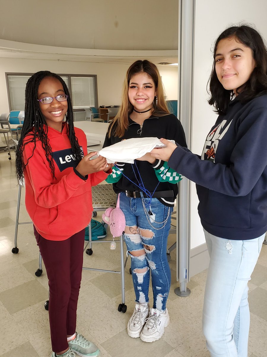 MsFDeLeon's tweet photo. Students Designed,Built and Tested a Parachute 
#YoungScholars2019
#PantherPride @Sandburg_MS 
@CSMS_Library 
@FCPS_Summer https://t.co/pboIAO5M1o