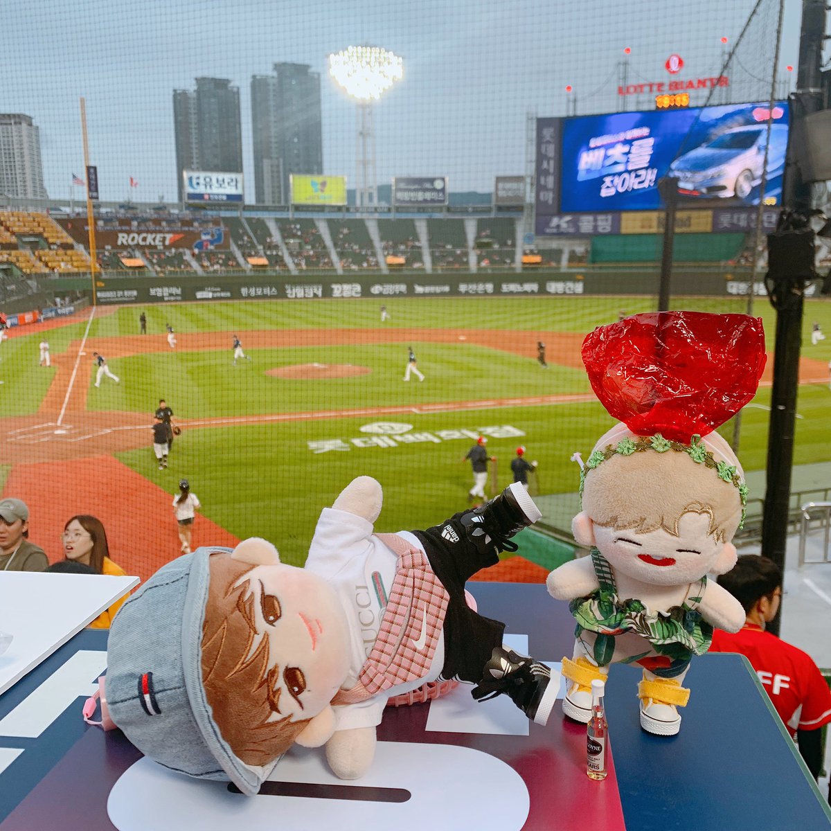 승요✌️
하아아 너모 기쁜 날이지 모예용♥

#부산의아들_강다니엘 #BusanAmbassadorDanielK
#강다니엘 #강플랙 #갈플랙 #애쉬녜리