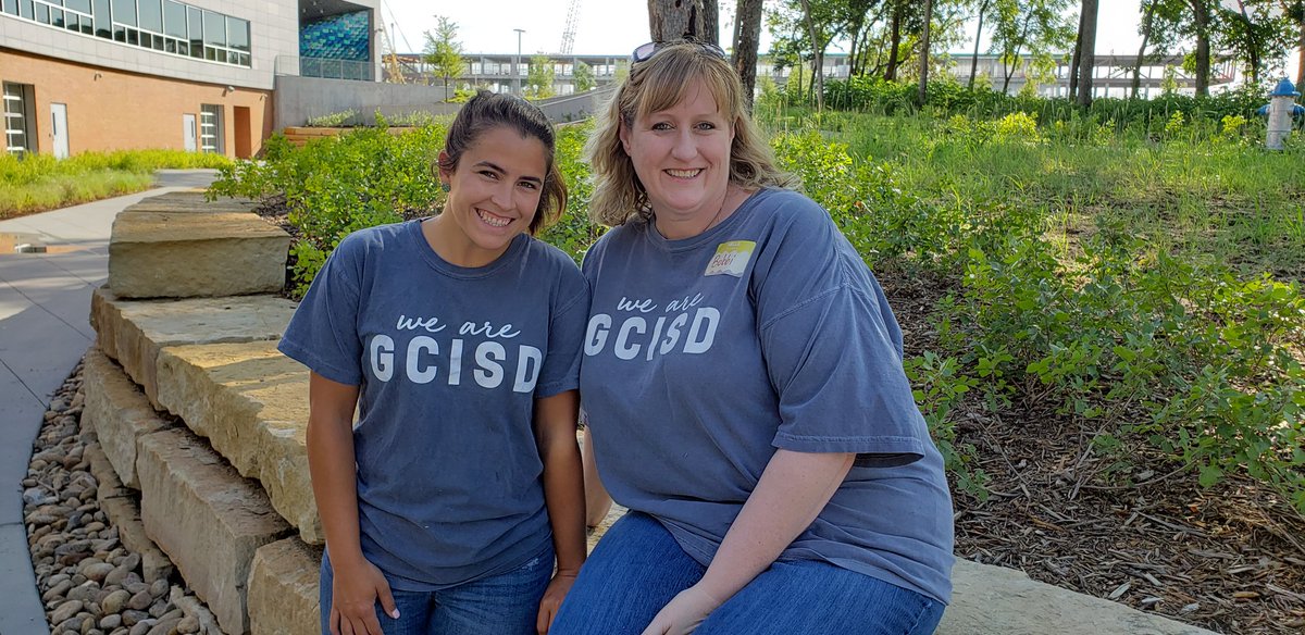 BobbiAndersonTx's tweet photo. Day 2 at the Perot STEM Teacher Institute in Allen with @mrs_flanaganSLE #weareGCISD365 #SLEbREAL https://t.co/8I1fU79HoN