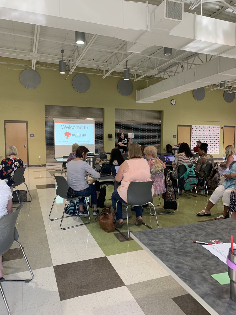 QuayWalton's tweet photo. A great turn out for #EdTechCamp2019. Great job organizing #EdCampTechEastAL @Aprilchamberl18 https://t.co/YNRC0BYC0P
