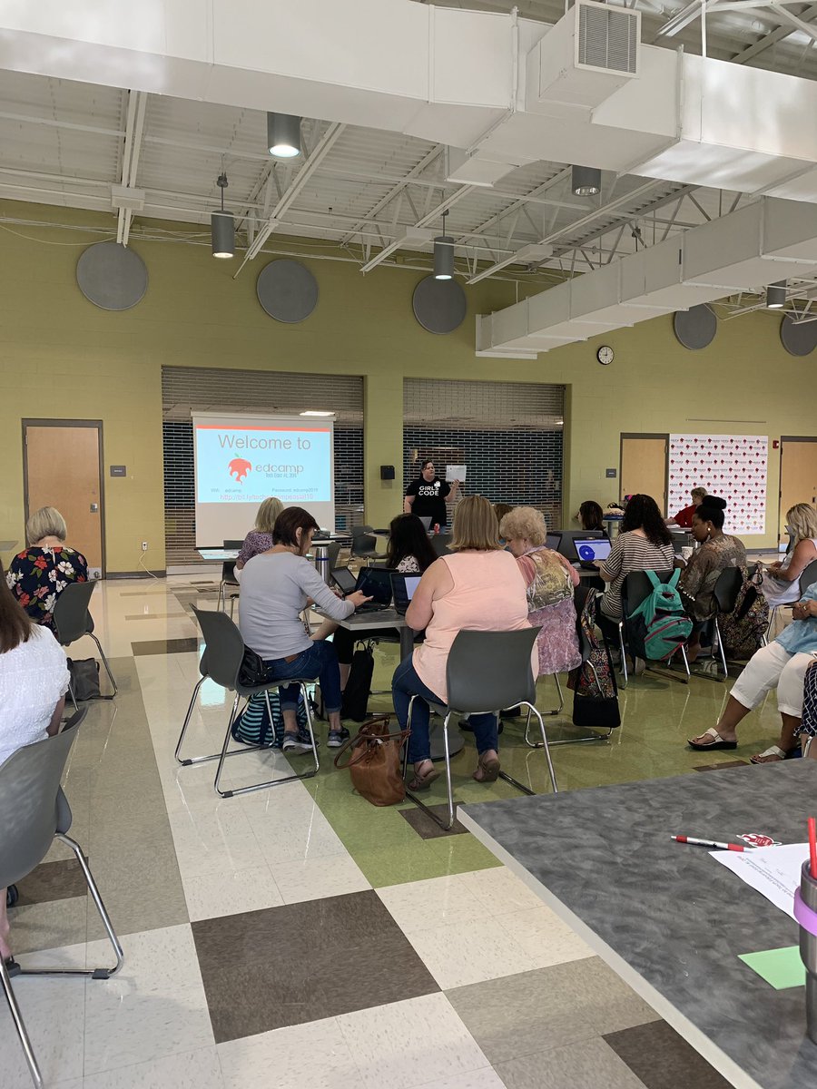 QuayWalton's tweet photo. A great turn out for #EdTechCamp2019. Great job organizing #EdCampTechEastAL @Aprilchamberl18 https://t.co/YNRC0BYC0P