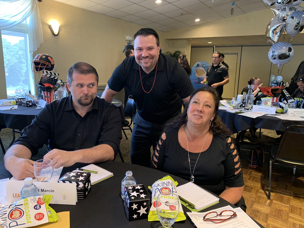 michele minniear tweet media