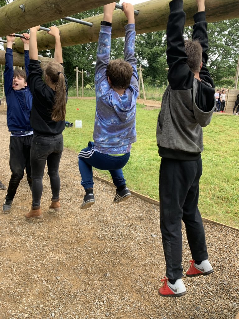 TheBlythAcademy's tweet photo. DHW. We’re just hanging around. https://t.co/JMokreLHmi