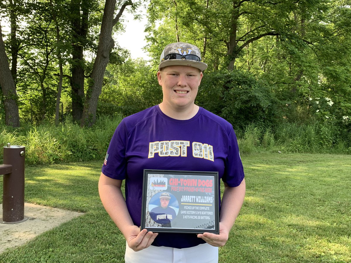 Post911Baseball's tweet photo. Congrats Jarrett (@jarrett216778 ) on being named @chi_town_dogs Post 911 Pitcher of the Week! #WellDoneBulldog #BulldogLEGION #LegionBALL Enjoy your gift card!! @BulldogLife_WHS @GOWHS_StudSec @GOWHS_Baseball https://t.co/iOyG1WzfPb