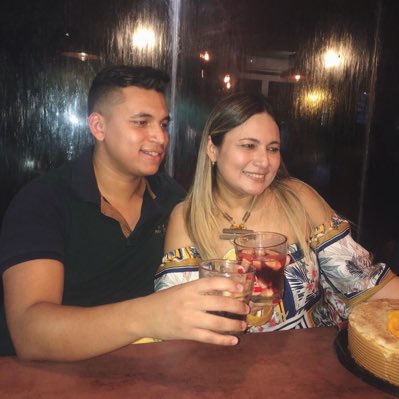 abrahamdguerra's tweet photo. Más fotos así. I mean, w people who matters. Hbd ma https://t.co/vsCvGPyLW6