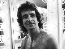 crockpics's tweet photo. Bon Scott was born this day in 1946. #RIP #BonScott #ACDC https://t.co/72oSc6lEN6
