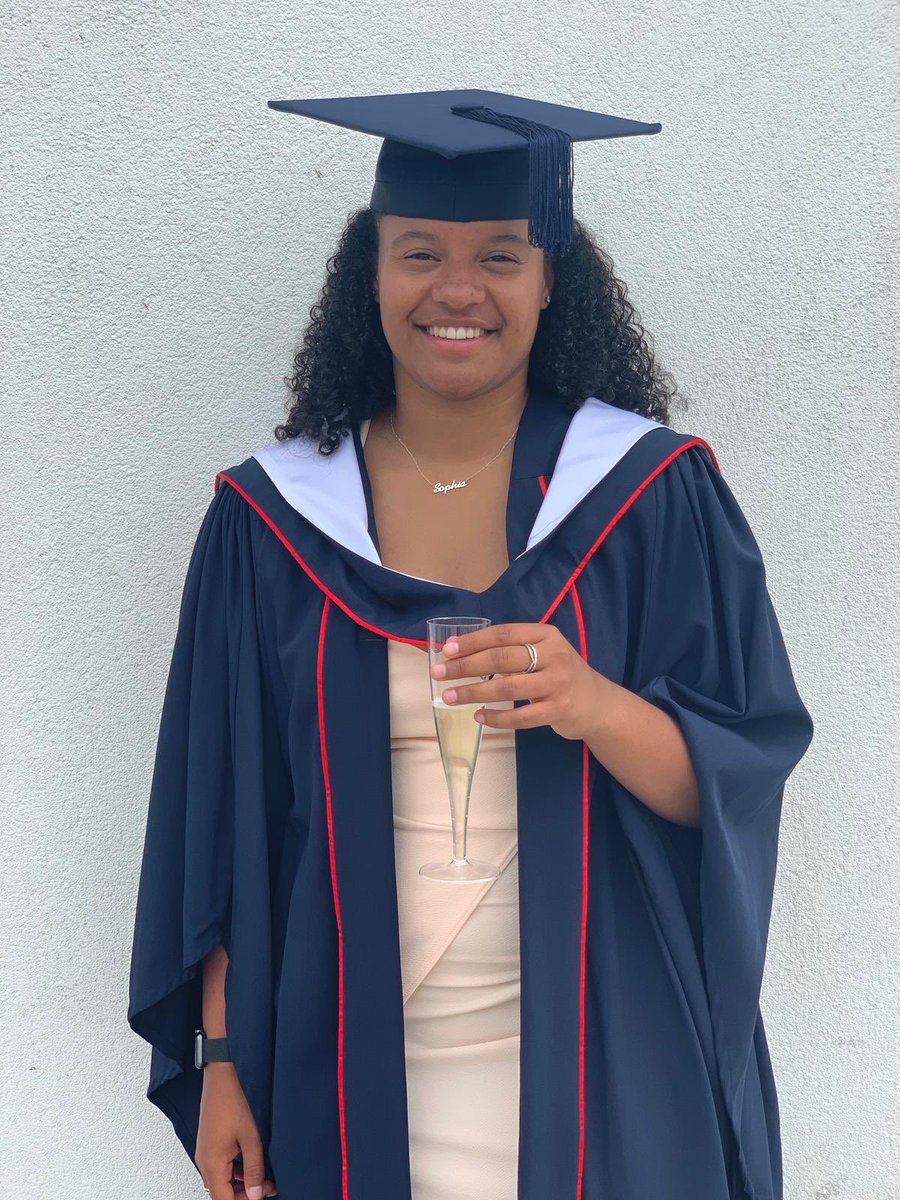 1Sef6's tweet photo. First class Graduate 💫 no weapon formed against me shall prosper 🙏🏽 https://t.co/fWqrCuZH4g