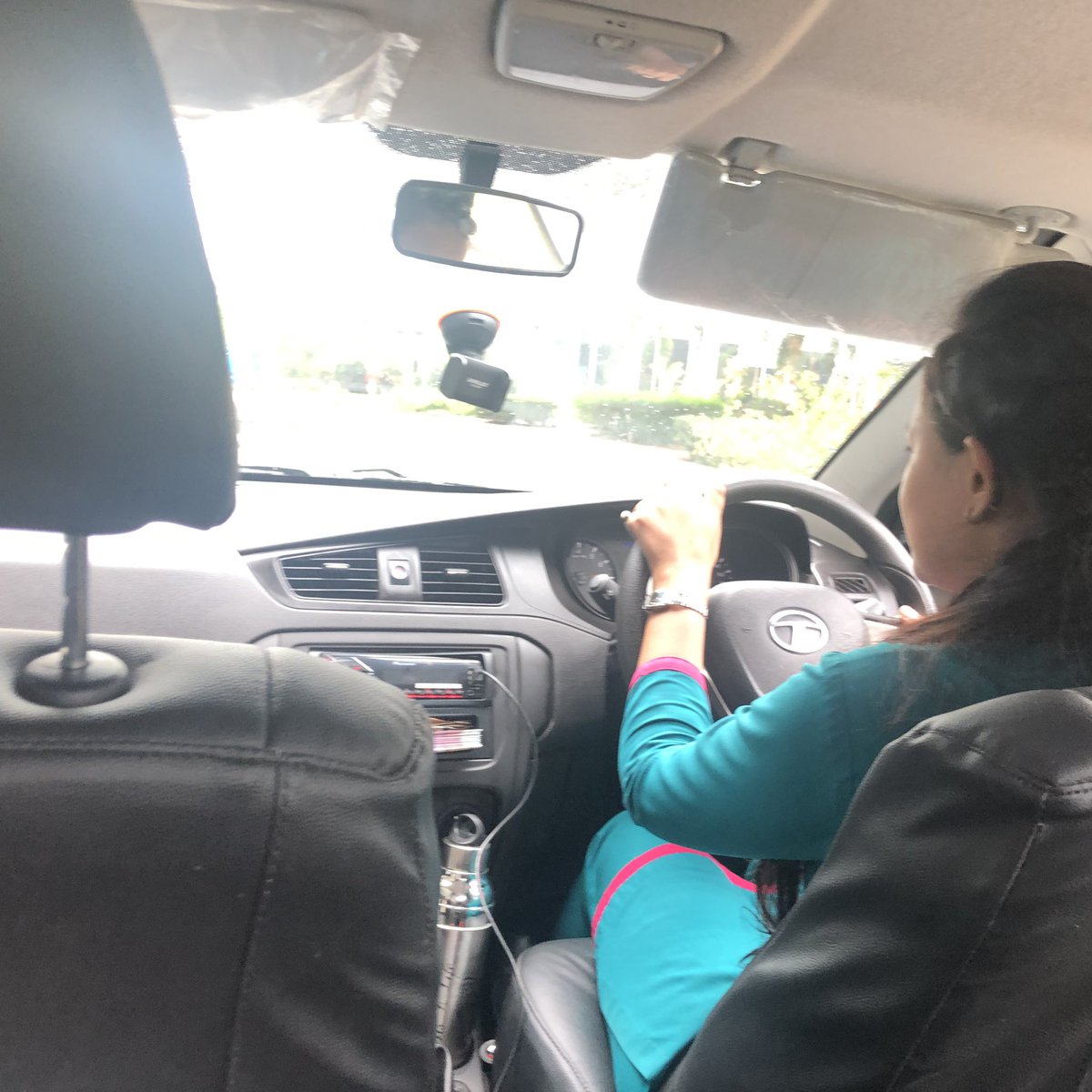 SwatiKJain's tweet photo. Had the privilege of being Driven all day by Jyoti today in Delhi & Noida. She is a great woman taxi driver working with Sakha Cabs. Great work for women empowerment and providing safe transport to women #WomenBreakingBarriers #WomenTaxiDriver #womenempowerment #Womeninbusiness https://t.co/08nSVgGg8w