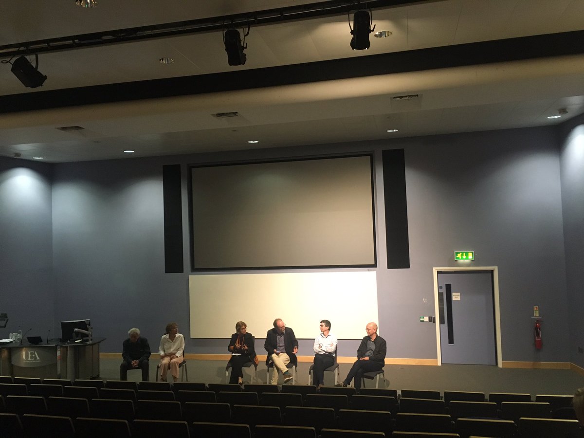 DCOMM_EU's tweet photo. Ending #dcomm conference with a panel discussion. What are the main questions and findings that popped up during the event? https://t.co/E1jdl0Aokf