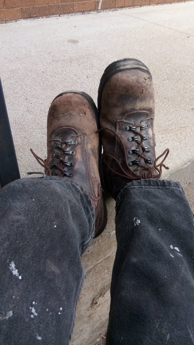 GodDeserving's tweet photo. I want you on your knees, begging to lick my work boots. Just looking at them should show the difference between us. Boots don't get this beat up in a climate controlled office. #workingman #alphaboots #alphamale #malefootworship @RT4MaleFinDom @Rtfinddom @RTsubpig @rt_fag https://t.co/7oh6rr9Iuo