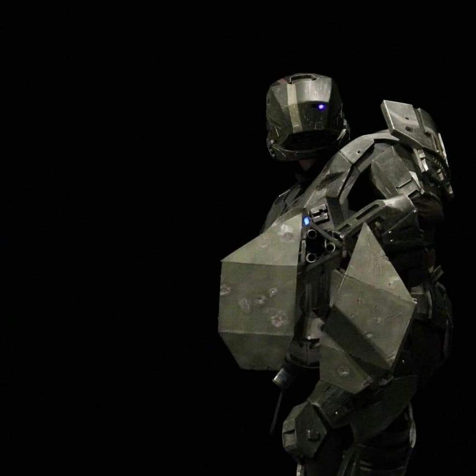CosplayDarkwolf's tweet photo. @Halo @343iCommunity Nothing is better than a turret. Nothing!

#Halo #HaloSpotlight #HaloCommunitySpotlight #Cosplay #HaloCosplay https://t.co/PK0vnbeGaF