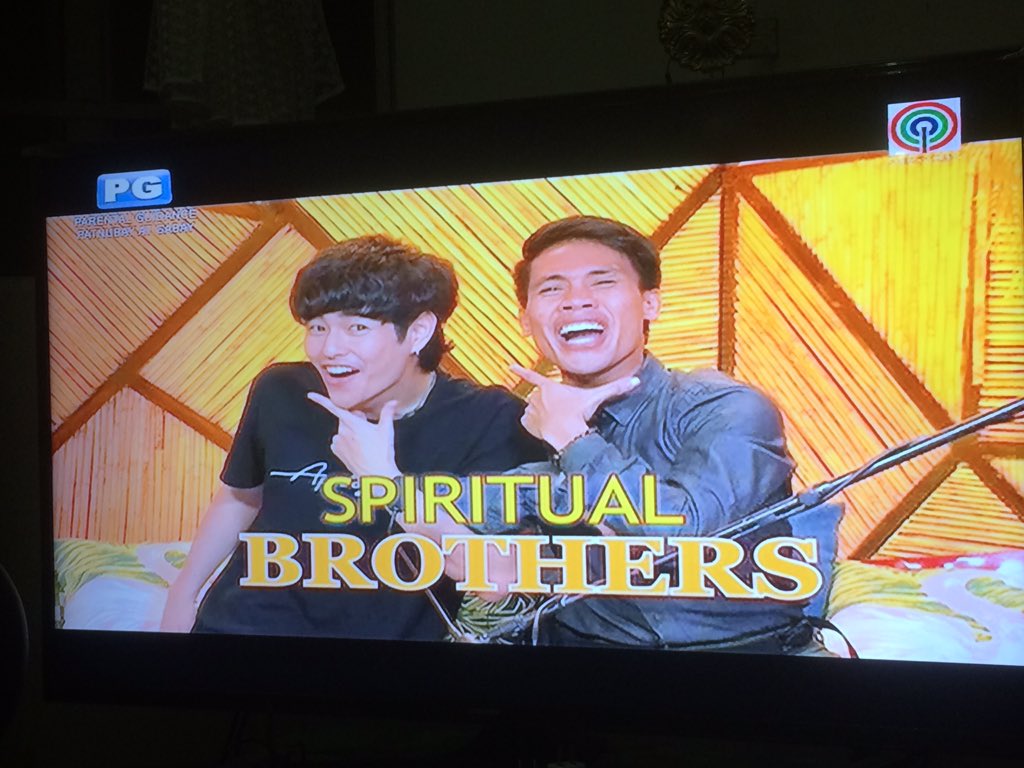 MhaiOhn's tweet photo. Happy to see this tandem again on the pbb house❤️😍
They made my night.
#FumiYam #PBB8BackToBahayDay3 https://t.co/oqKgFNNVyO