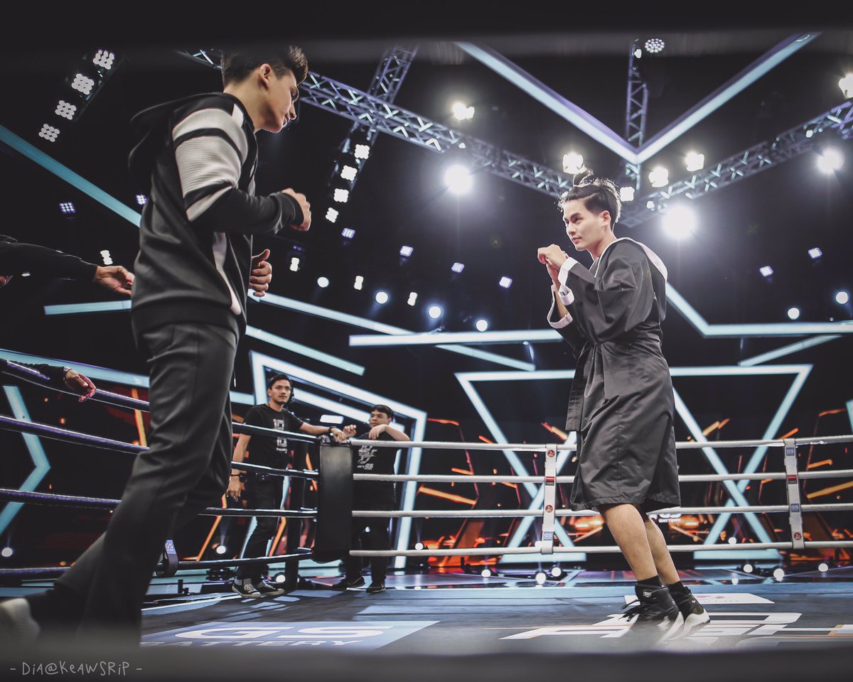 keawsrip's tweet photo. 10fight10 เวทีของลูกผู้ชาย 🥊
ประสบการณ์ดีๆที่ไม่มีวันลืม
#HunzIPH
#BlackBear
#TeamHunz
#TeamBlack
#10Fight10
#10Fight10PresentedbyGSBATTERY #CelebrityBoxing #Boxing #Thailand #Workpoint23 #เจมีดี @Hunz_IPH @Antoine_pinto https://t.co/8DSnpbZGof