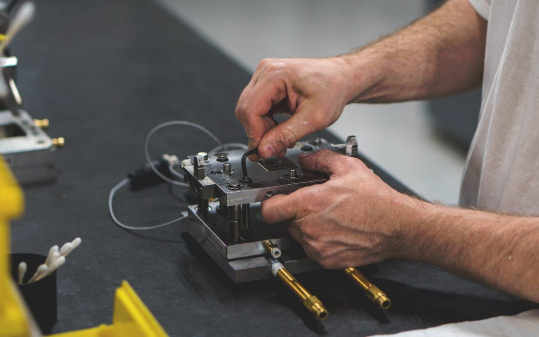 MTDMicroMolding's tweet image. What is the difference between #Micro Molds and Macro Molds? Learn the 5 Key Differences here: mtdmicromolding.com/micro-molds-vs… #microtooling