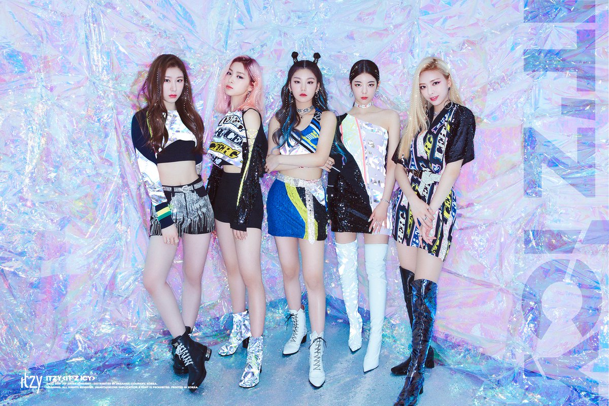 jypnation's tweet photo. ITZY <IT'z ICY> TEASER IMAGE

2019.07.29 MON 0AM M/V
2019.07.29 MON 6PM ALBUM

#ITZY #있지
#ITzICY
#ITZY_COMEBACK
#MIDZY #믿지 https://t.co/Dx94174lnQ