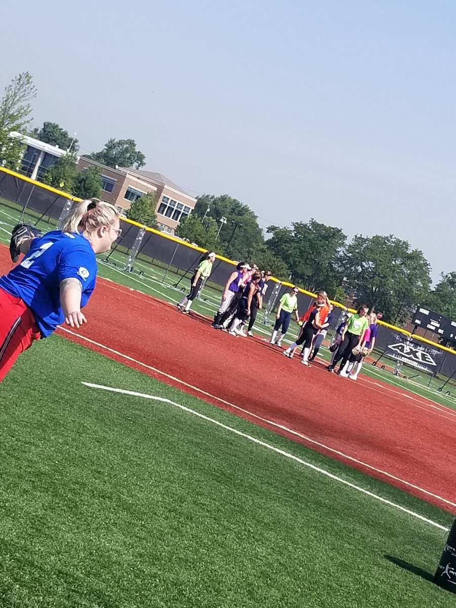 BillLeark's tweet photo. Showing out at @SB_Showcase . Improve Velo, increase bat speed. #AXEBAT, #SPEEDTRAINERS. https://t.co/K5mG8M6pKO