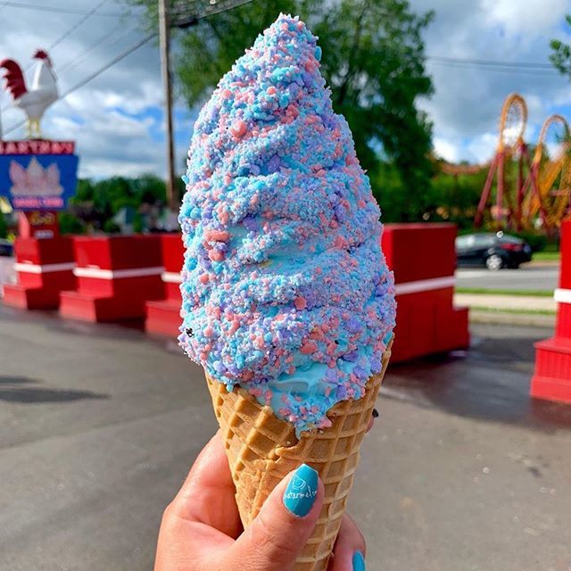 IceCreamAdventu's tweet photo. Breakfast anyone?
💙
💜
#Repost @li_loveatfirstbite
・・・
🍦🍬🍦COTTON CANDY ICE CREAM W/ COTTON CANDY SPRINKLES🍦🍬🍦 @MarthasIceCream https://t.co/Vr80J7ghME https://t.co/NuEKtaafEg