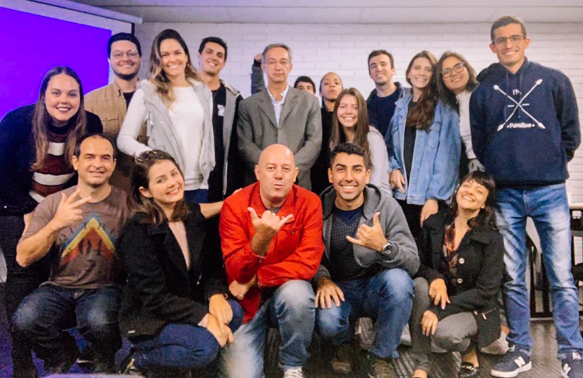 PGE_SC's tweet image. 📋 Sob a tutela do professor da disciplina de Planejamento Público, Valério Turnes, acadêmicos apresentaram as soluções para as servidoras da PGE, Bruna Dédalo, do Escritório de Projetos e Carolina Ferreira Haide, diretora Técnica.

#Projetos #Udesc #GOVSC #SC