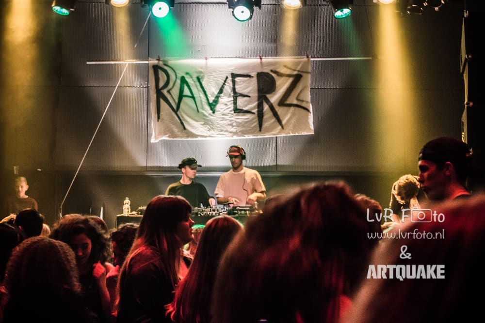 HET IS TIEN JAAR MENES
“Raverz 15+! hoezo niks te doen? In 2016 organiseerde Raverz in samenwerking met MENES en Duycker een feest voor en door jongeren” <a href="/duycker/">Poppodium Duycker</a>
#blastfromthepast #menesnu #meerwaarde #jongeren #creatief #idee #advies #meedoen #meedenken #haarlemmermeer