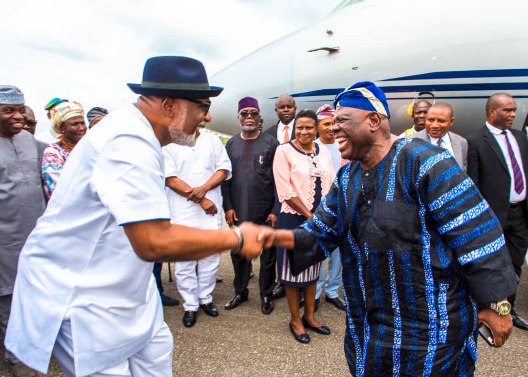 RotimiAkeredolu's tweet photo. Today is all about @OfficialAPCNg. We are grateful to the Party Leadership in the South West for coming to Ondo State to show support for us & our great party. We all know the importance of building a united front for the days ahead & rest assured, will continue to work together. https://t.co/kyFbvGJDUy
