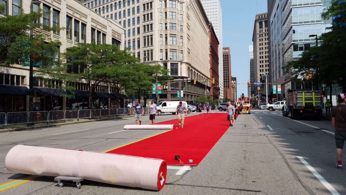 TheCLE's tweet photo. Rolling out the Red Carpet 🤩🤩🤩 #ThisisCLE #AllStarGame https://t.co/f2P3w5WZVb