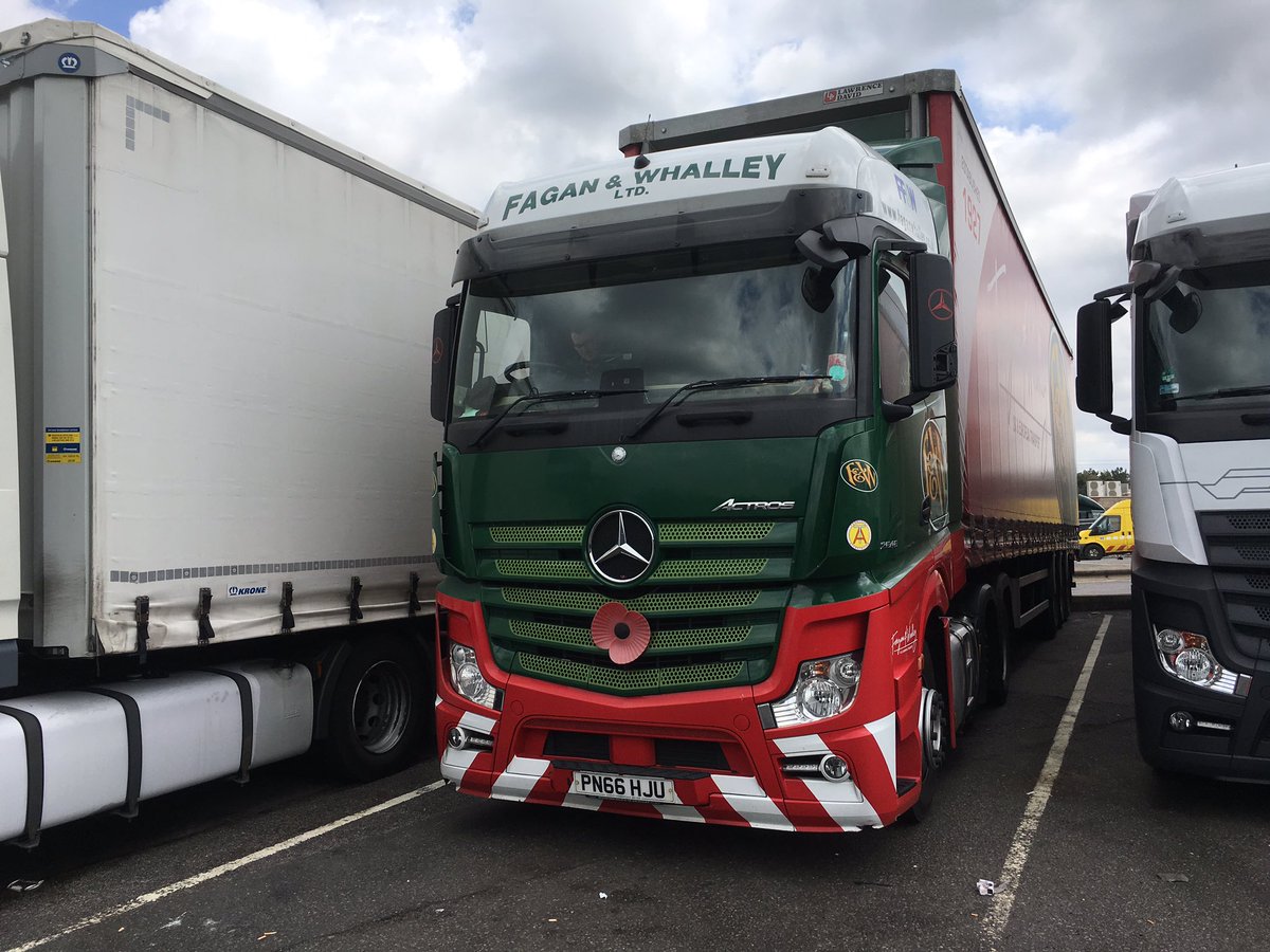 KevinVi70494184's tweet photo. @FaganWhalley at toddington services recently https://t.co/cGSWGEMCKK
