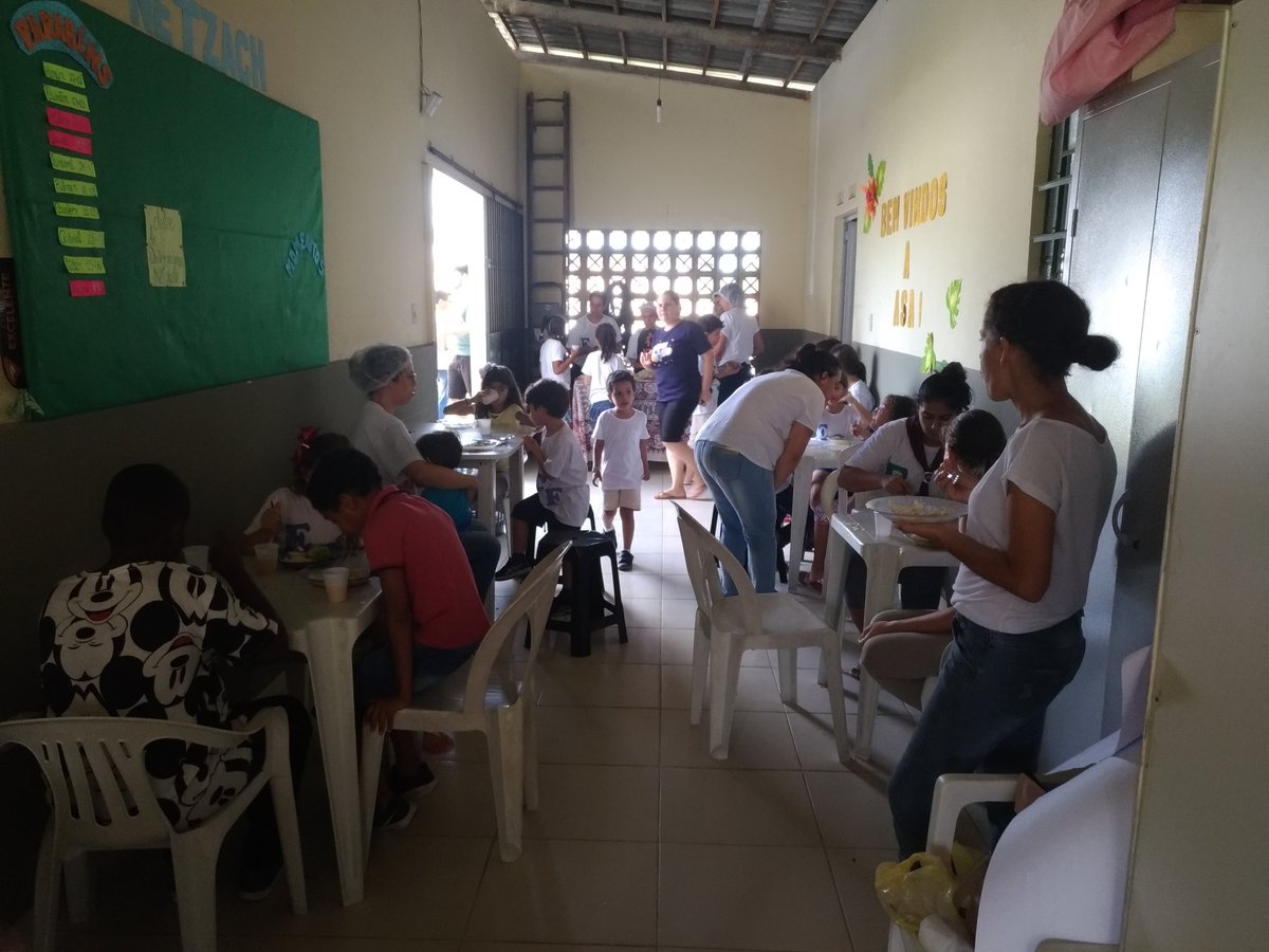 Welling10691359's tweet photo. Investindo em nossos pequenos. Escola cristã de férias de Cruz de Rebouças, APe. @SoraiaBraun @rosa_costa7 https://t.co/IIsAuDoUs9