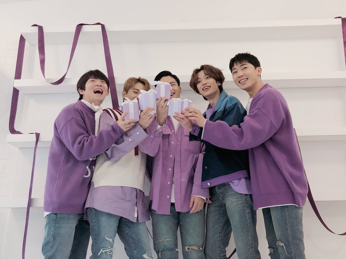 TeenTop_Russia's tweet photo. Только благодаря TEEN TOP и Ангелам наша фанбаза существует эти 9 лет. Мы обещаем всегда любить TEEN TOP и наших Ангелов, всегда усердно работать ради TEEN TOP и любимых Ангелов 💜 #이자리_지킬게_9주년_축하해_틴탑 #TEENTOP9VERSARY https://t.co/o85vP8tiWw