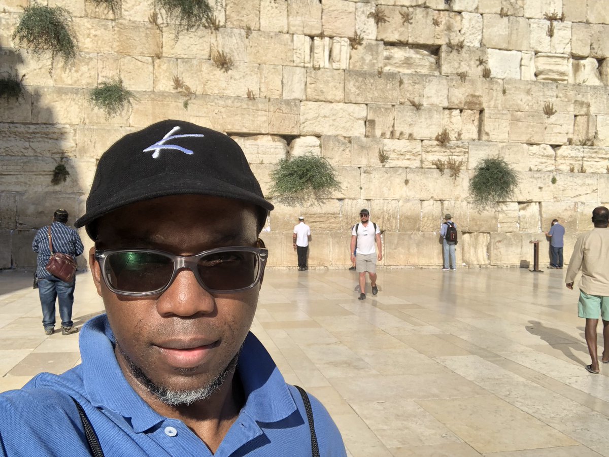 KMakgamathe's tweet photo. Before we get to the #Tech, a tour of the Old City of Jerusalem will do nothing less than inspire one. These walls are much more than architecture. The history of the ages shouts from the ramparts and to know that Jesus Christ walked these very streets, is a marvel #safhu https://t.co/bGpREoJt83