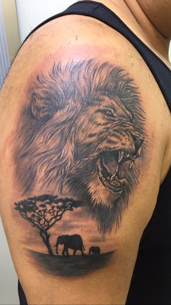 danitattoo4's tweet photo. Tu-tattoo (benetuser ) valencia Avd/Cami nou 77 . Tlf 963756272 . Ven a coger tu cita. #tutattoo #tatuajes #tatuajesvalencia #valenciatattoo #instaartist #instaart #art #bodyart #amazingink #ink #spektra #spektraxion #ezcartridge #viking #tattoolovers#inked #inktattoo #tattoo https://t.co/fS5QshOjL6