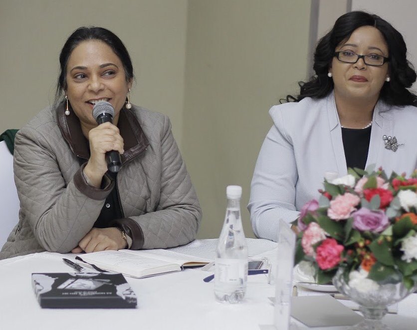 njmasisi's tweet photo. Thanks to Liberty Life Botswana for hosting the First Lady's Breakfast Roundtable. Great platform sharing my broad plans and ideas whilst the women CEOs pledged support. Thank you Lulu and the ladies! https://t.co/07s8v0j2p2