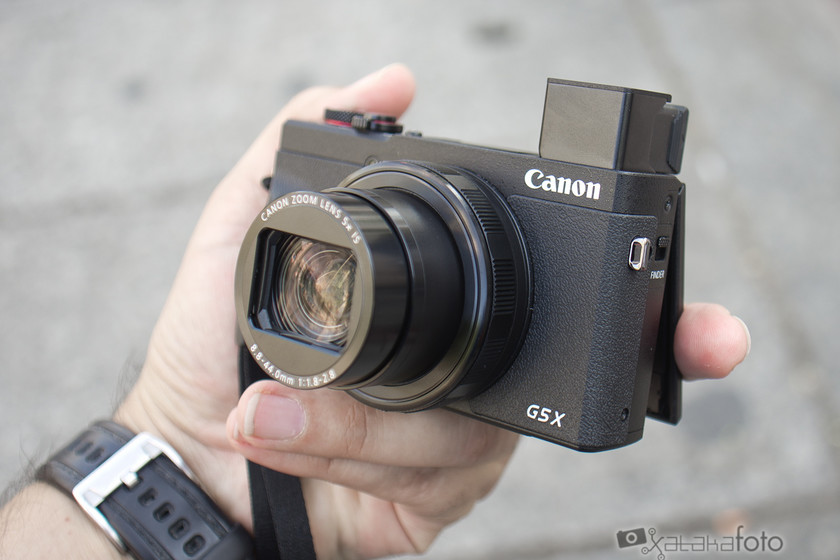 Riccmart's tweet photo. Canon Powershot G5 X Mark II, toma de contacto y muestras de la nueva compacta premium con visor escamoteable y altas prestaciones. Apenas unas horas después de que la Canon Powershot G5 X Mark II se presentara en sociedad (junto a la Powershot G7 X Mark III). #FelizMartes #9Jul https://t.co/TE9vvig13L