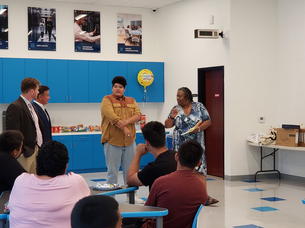 SBCo_ROP's tweet photo. Thank you Converge One for a great award ceremony and celebrating the accomplishments of our cybersecurity students!
#SBCROP, #SBCSS, #CTE https://t.co/c2Vdrk13B2