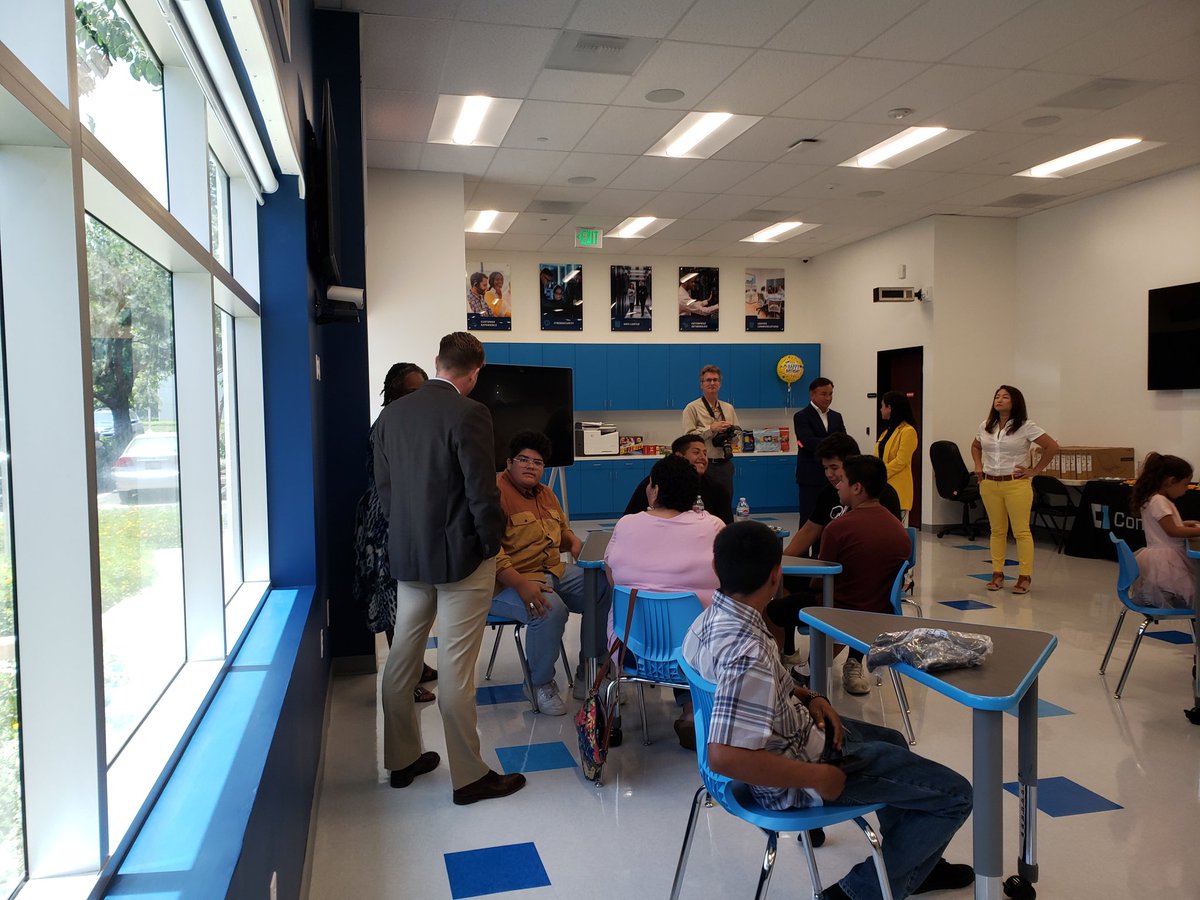 SBCo_ROP's tweet photo. Thank you Converge One for a great award ceremony and celebrating the accomplishments of our cybersecurity students!
#SBCROP, #SBCSS, #CTE https://t.co/c2Vdrk13B2