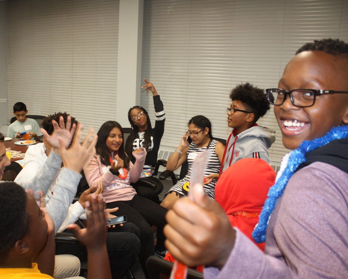 SEEDSAccess's tweet photo. Last month, Young Scholars graduates in middle school met at the SEEDS Office for a summer reunion! With more than 30 grads in attendance, it was a great chance for students to catch up with each other - & stay connected to SEEDS. Thanks to all students who came out! #seedssummer https://t.co/Fu87PXlQrP