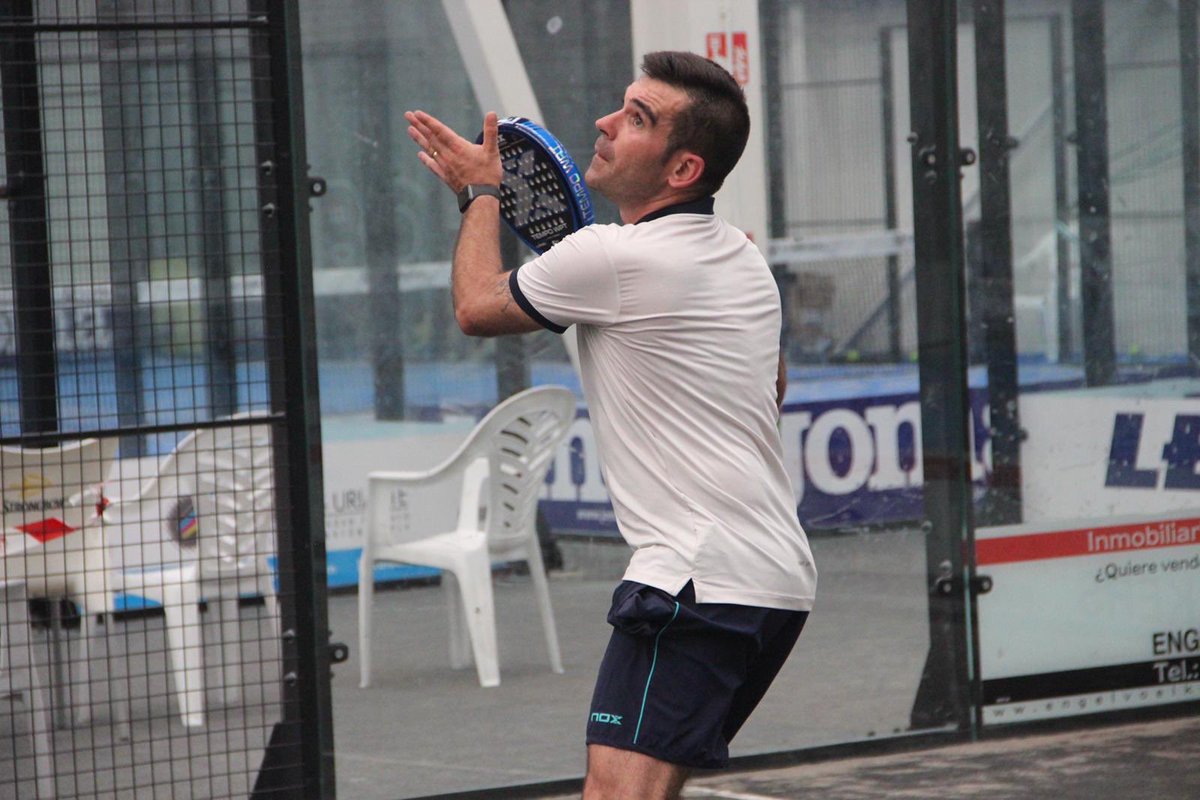 angoma7's tweet photo. Mantén tu mirada 👀 puesta en tu objetivo 🎯 y no desistas hasta lograrlo
📸 @a__crespo
@noxpadel
#tempowpt
#teamnox
Insistir,persistir,resistir y nunca disistir https://t.co/MNdSHVJwme