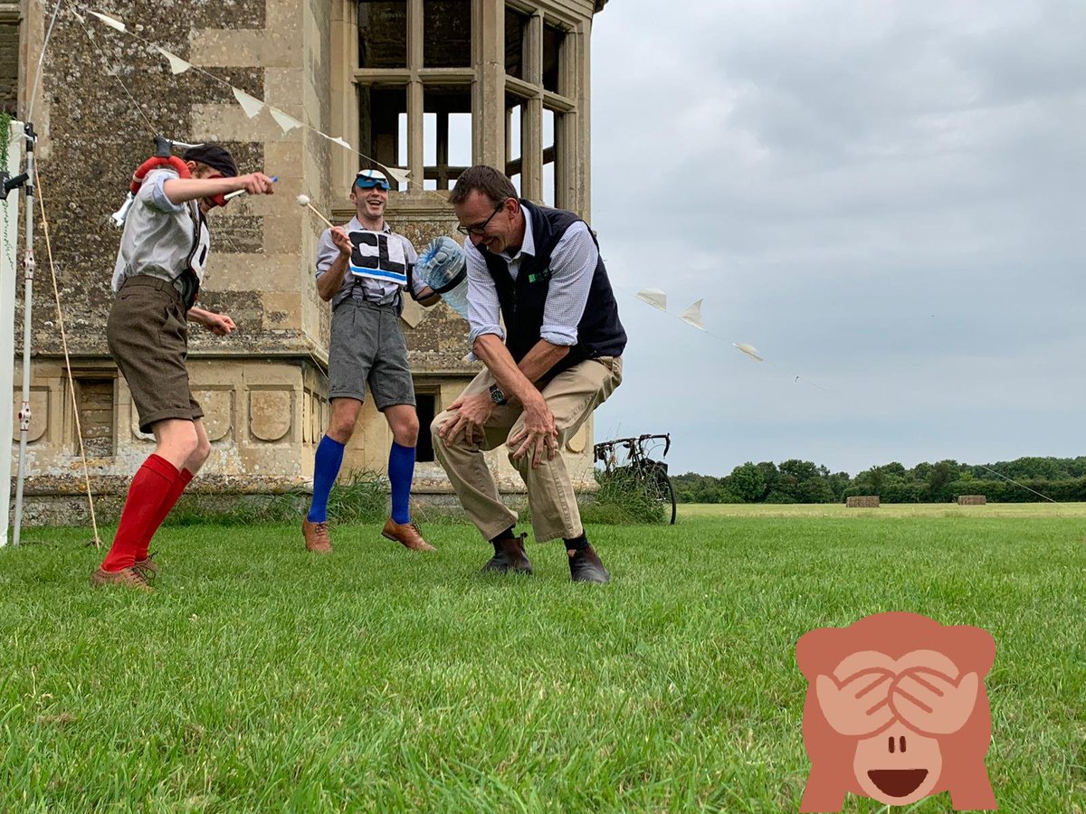 Witchy9Toes's tweet photo. @HandleBards fantastic evening @NTLyveden this evening. Thank you for keeping my husband, Justin, busy 🤣 https://t.co/WiskoAeHGD