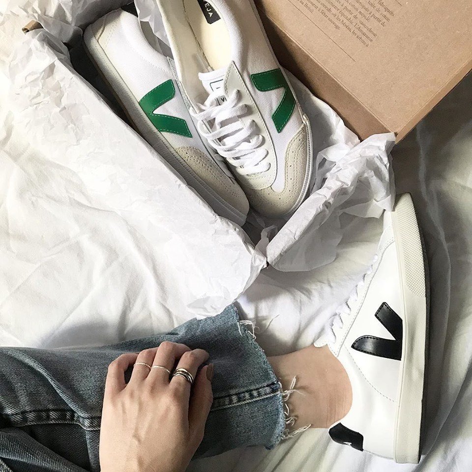 volley white emeraude