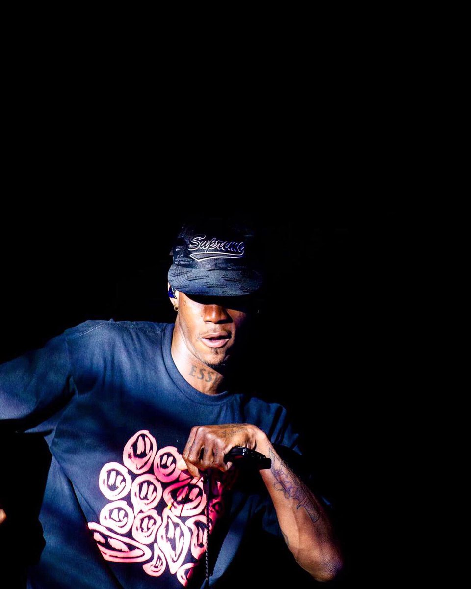 « I'm in London, got my beat from London »
@OctavianEssie x <a href="/calviontherocks/">Calvi on the Rocks</a> hier soir au Théâtre de Verdure 
📷 <a href="/NikkosALLEGUEDE/">ALLEGUEDE Nicolas</a> / <a href="/WasabiArtwork/">WasabiArtwork</a> 
#readyforcalvi #calviontherocks