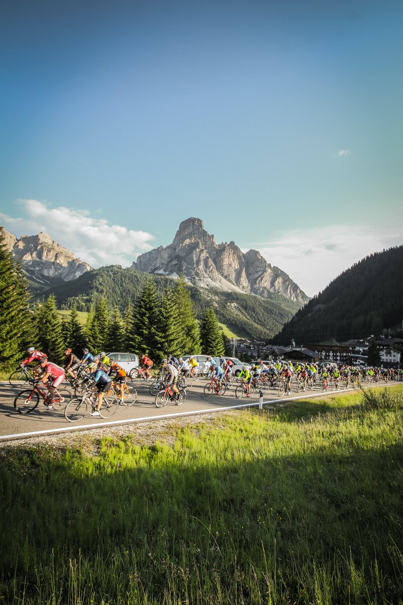 We had a great time hosting the media at @mdolomites. Having the opportunity to #Cycle in @altabadiaorg, one of the most spectacular regions of the Dolomites, is a fantastic experience. Check out the write-up on @Ciclismoafondo_ for more: bit.ly/30nsQhl - 📸 @manuelglira