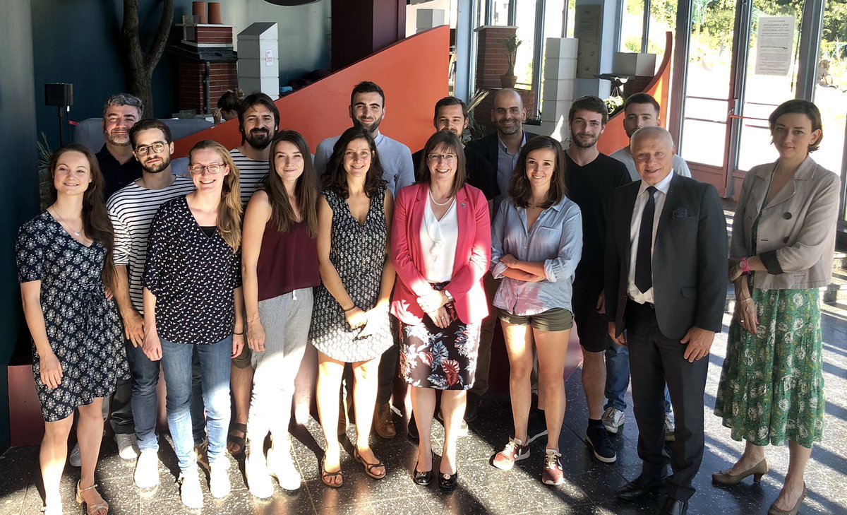 Quebec_FR's tweet image. Rencontre entre la Ministre @MarieEveProulx_ et Stéphane Vincent, Délégué général de @La27eregion, laboratoire d’innovation et de de transformation des politiques publiques au profit des usagers des territoires.