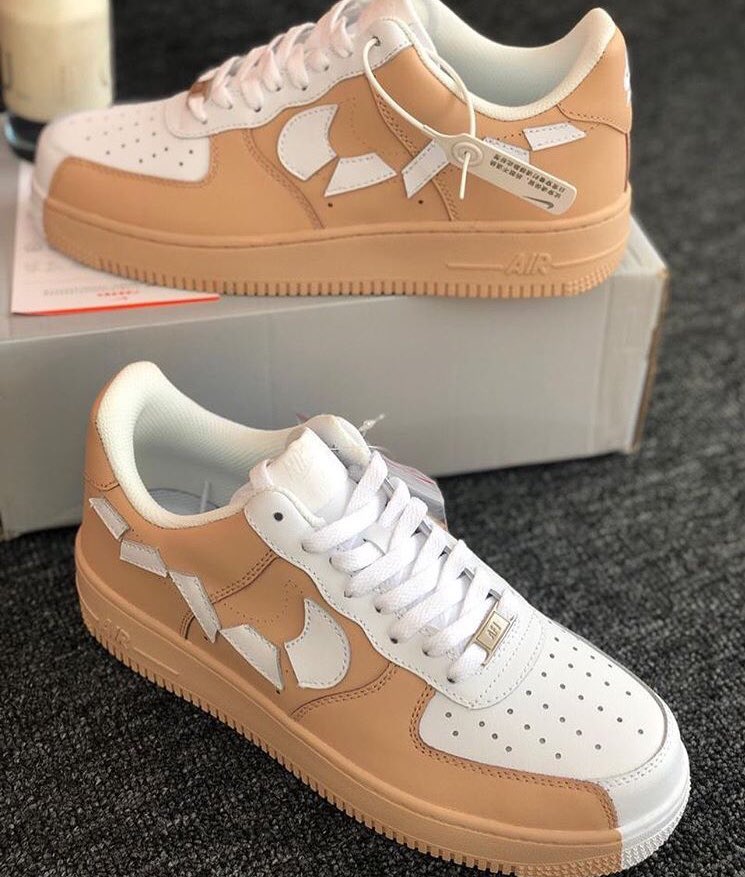 Just In and I heard its almost sold-out but my customers have not requested oPlease is this sneakers not mad??? You too check amAvailable in storeSize: 40-45Price: 25kPls help Rt my customer is on your Tl #Phantom9Experience  #Bbnaija