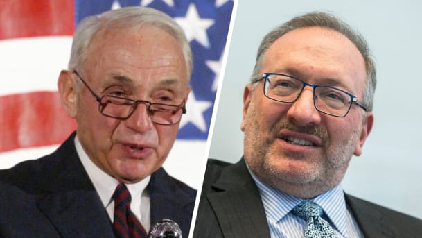 Klarman and Wexner both went postal Aug 2016. This was right after Trump told Ohio the election would be rigged. Klarman vowed to fight for Hillary Clinton.  https://www.jta.org/2016/08/04/politics/billionaire-hedge-funder-seth-klarman-backs-clinton-over-unacceptable-trump